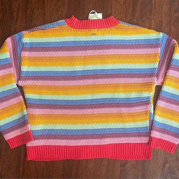 Crochet heart knit sweater!! 💘💘💘 - Picture 6 of 10